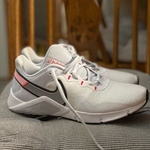 Nike women’s Legend Essential 2 Training Shoe